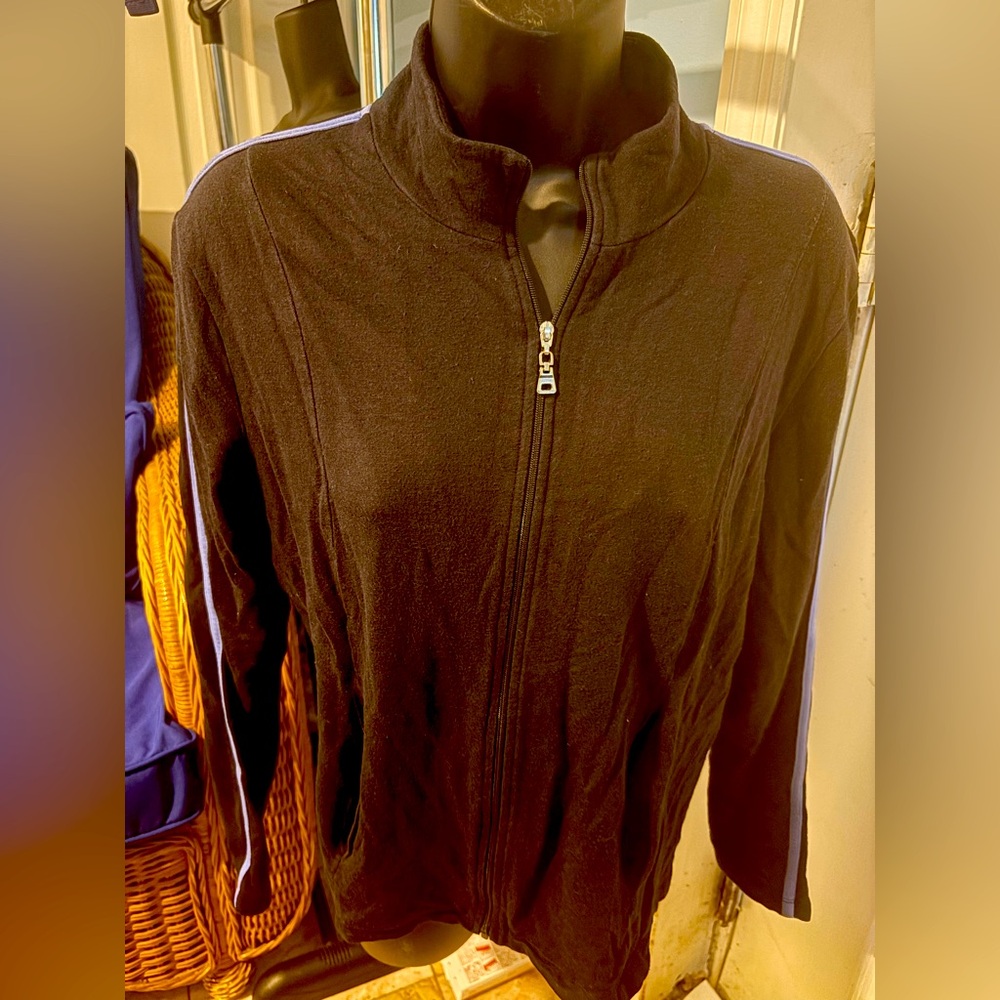 Women’s sweater